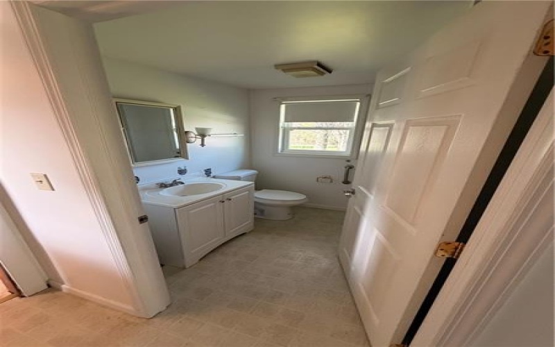 168 Main St, Brownsville, 15417, 4 Bedrooms Bedrooms, ,2 BathroomsBathrooms,Residential,For Sale,Main St,1747992
