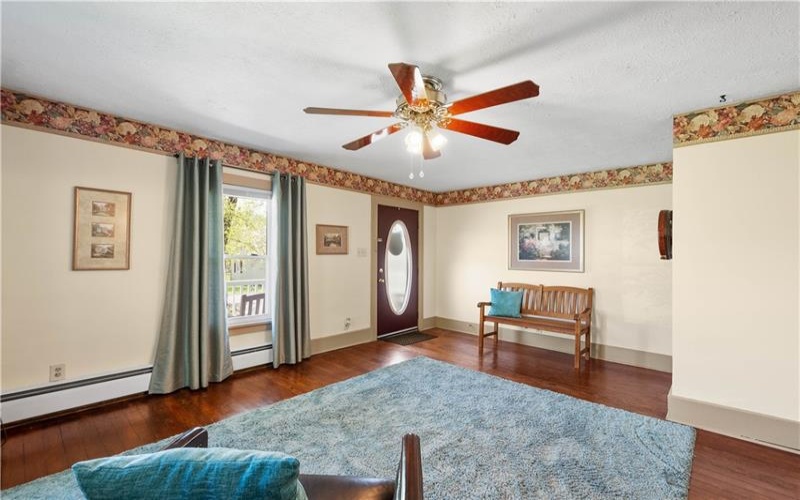 116 Kuchinic St, Venetia, 15367, 4 Bedrooms Bedrooms, 12 Rooms Rooms,3.1 BathroomsBathrooms,Residential,For Sale,Kuchinic St,1749726