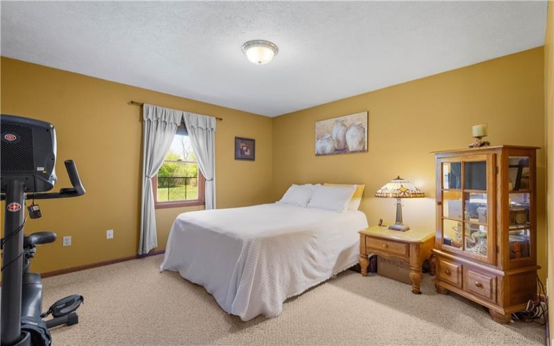116 Kuchinic St, Venetia, 15367, 4 Bedrooms Bedrooms, 12 Rooms Rooms,3.1 BathroomsBathrooms,Residential,For Sale,Kuchinic St,1749726