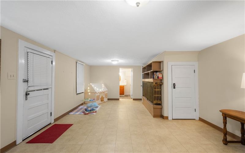 116 Kuchinic St, Venetia, 15367, 4 Bedrooms Bedrooms, 12 Rooms Rooms,3.1 BathroomsBathrooms,Residential,For Sale,Kuchinic St,1749726
