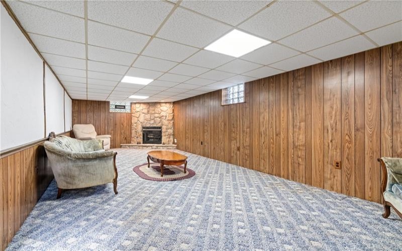 737 Courtview, Greensburgh, 15601, 3 Bedrooms Bedrooms, 9 Rooms Rooms,3 BathroomsBathrooms,Residential,For Sale,Courtview,1749729