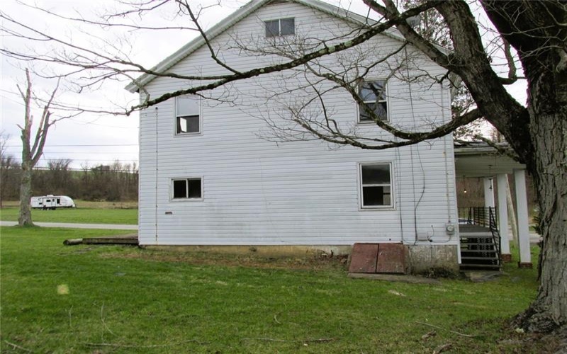 376 Penn Avenue, Everson, 15631, 4 Bedrooms Bedrooms, 9 Rooms Rooms,2 BathroomsBathrooms,Residential,For Sale,Penn Avenue,1748003