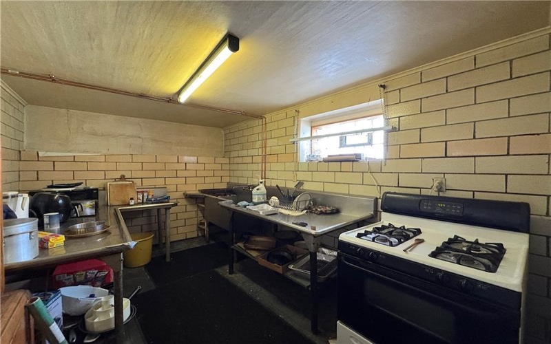102 Sewickley Ave, Herminie, 15637, ,Commercial-industrial-business,For Sale,Sewickley Ave,1748053