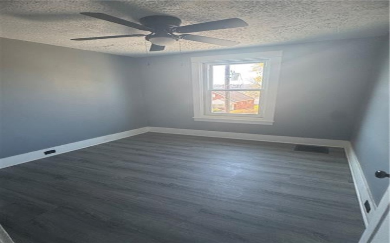 546 Ridge Ave, New Kensington, 15068, 4 Bedrooms Bedrooms, ,1.2 BathroomsBathrooms,Residential,For Sale,Ridge Ave,1748059
