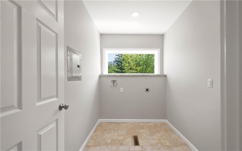 4575 Prosperity Pike, Prosperity, 15329, 4 Bedrooms Bedrooms, 9 Rooms Rooms,3.1 BathroomsBathrooms,Residential,For Sale,Prosperity Pike,1748081