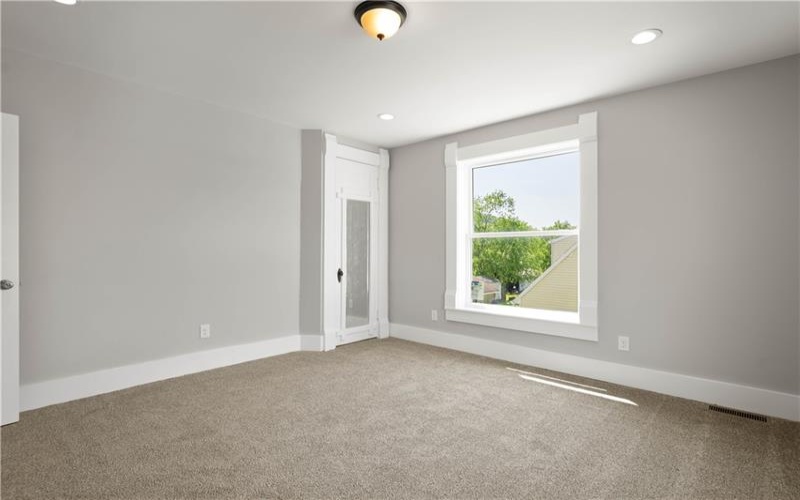 4575 Prosperity Pike, Prosperity, 15329, 4 Bedrooms Bedrooms, 9 Rooms Rooms,3.1 BathroomsBathrooms,Residential,For Sale,Prosperity Pike,1748081