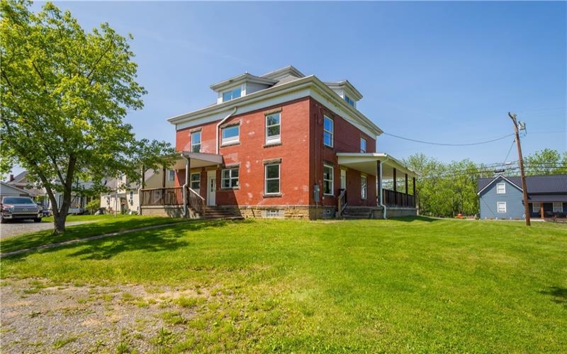 4575 Prosperity Pike, Prosperity, 15329, 4 Bedrooms Bedrooms, 9 Rooms Rooms,3.1 BathroomsBathrooms,Residential,For Sale,Prosperity Pike,1748081