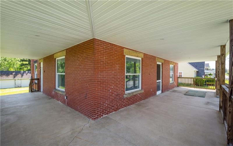 4575 Prosperity Pike, Prosperity, 15329, 4 Bedrooms Bedrooms, 9 Rooms Rooms,3.1 BathroomsBathrooms,Residential,For Sale,Prosperity Pike,1748081