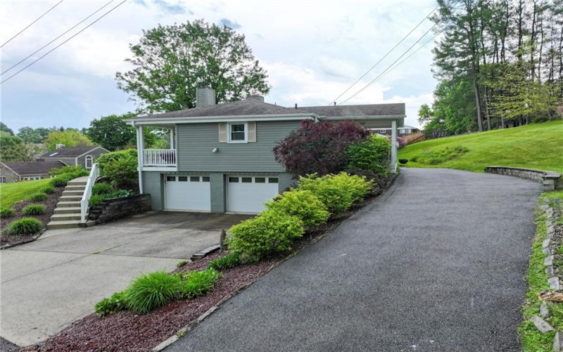 200 Stonebrook Dr, McMurray, 15317, 4 Bedrooms Bedrooms, 3 Rooms Rooms,2.1 BathroomsBathrooms,Residential,For Sale,Stonebrook Dr,1748096