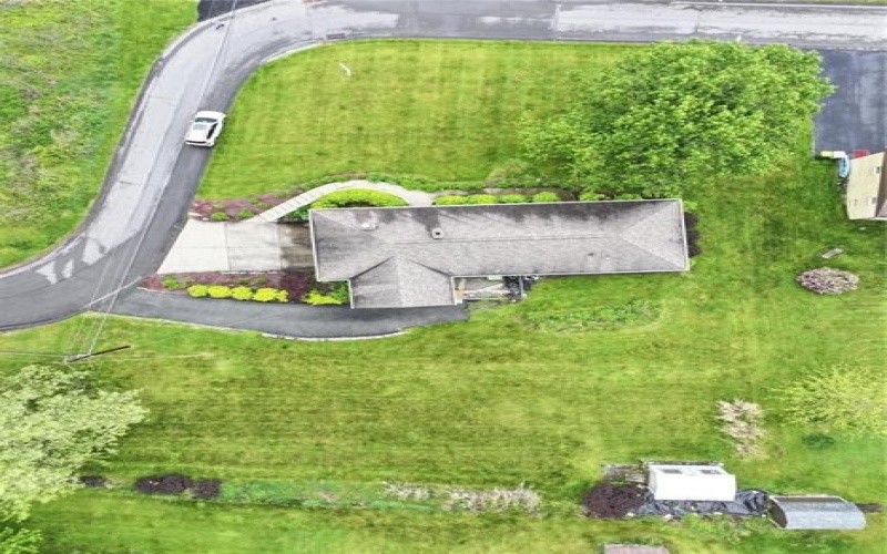 200 Stonebrook Dr, McMurray, 15317, 4 Bedrooms Bedrooms, 3 Rooms Rooms,2.1 BathroomsBathrooms,Residential,For Sale,Stonebrook Dr,1748096