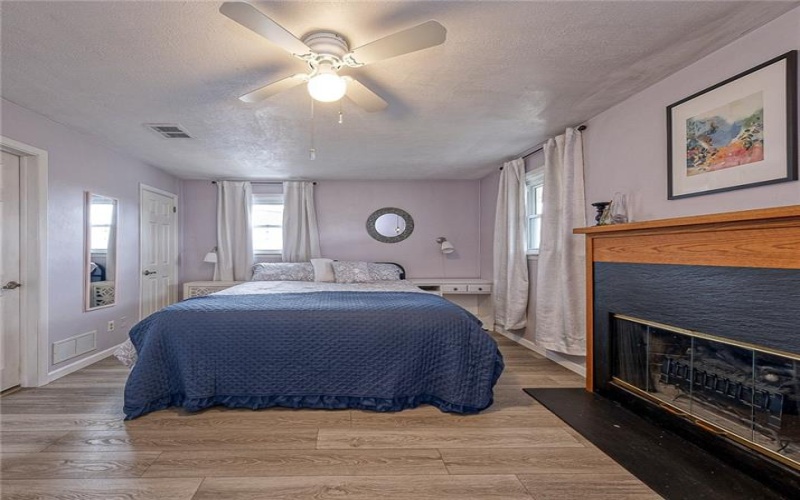 200 Stonebrook Dr, McMurray, 15317, 4 Bedrooms Bedrooms, 3 Rooms Rooms,2.1 BathroomsBathrooms,Residential,For Sale,Stonebrook Dr,1748096