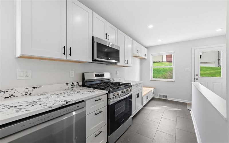 2745 Van Buren Dr, New Kensington, 15068, 3 Bedrooms Bedrooms, 7 Rooms Rooms,2 BathroomsBathrooms,Residential,For Sale,Van Buren Dr,1749831