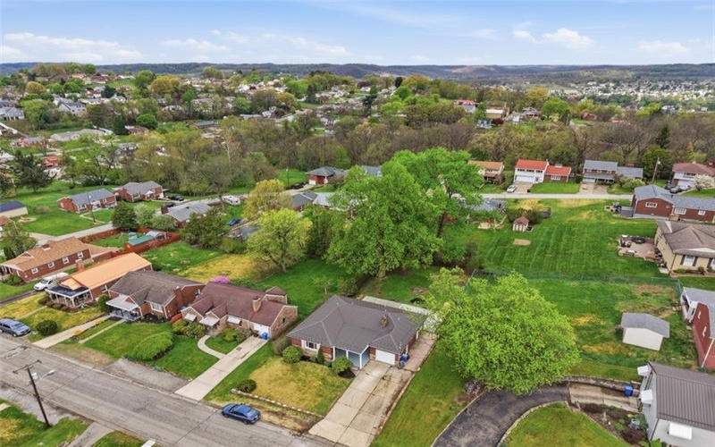 2745 Van Buren Dr, New Kensington, 15068, 3 Bedrooms Bedrooms, 7 Rooms Rooms,2 BathroomsBathrooms,Residential,For Sale,Van Buren Dr,1749831