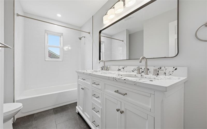 2745 Van Buren Dr, New Kensington, 15068, 3 Bedrooms Bedrooms, 7 Rooms Rooms,2 BathroomsBathrooms,Residential,For Sale,Van Buren Dr,1749831