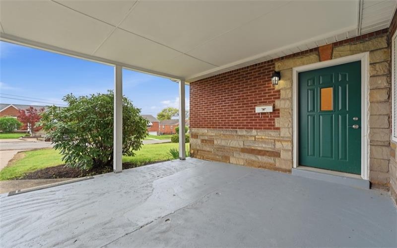 2745 Van Buren Dr, New Kensington, 15068, 3 Bedrooms Bedrooms, 7 Rooms Rooms,2 BathroomsBathrooms,Residential,For Sale,Van Buren Dr,1749831