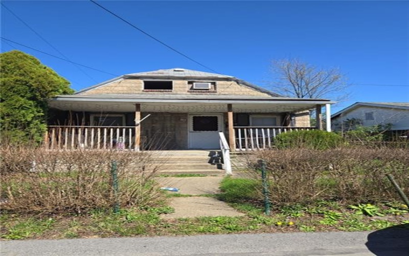 102 Isabell St, Washington, 15301, 3 Bedrooms Bedrooms, ,1 BathroomBathrooms,Residential,For Sale,Isabell St,1749832