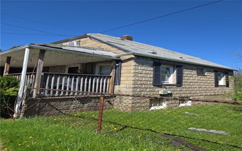 102 Isabell St, Washington, 15301, 3 Bedrooms Bedrooms, ,1 BathroomBathrooms,Residential,For Sale,Isabell St,1749832