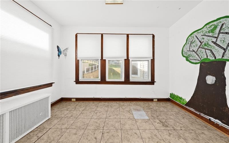 910 Maiden St, Washington, 15301, 6 Bedrooms Bedrooms, 13 Rooms Rooms,2 BathroomsBathrooms,Residential,For Sale,Maiden St,1748117
