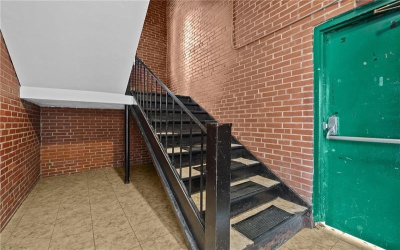 910 Maiden St, Washington, 15301, ,Multi-unit,For Sale,Maiden St,1748124