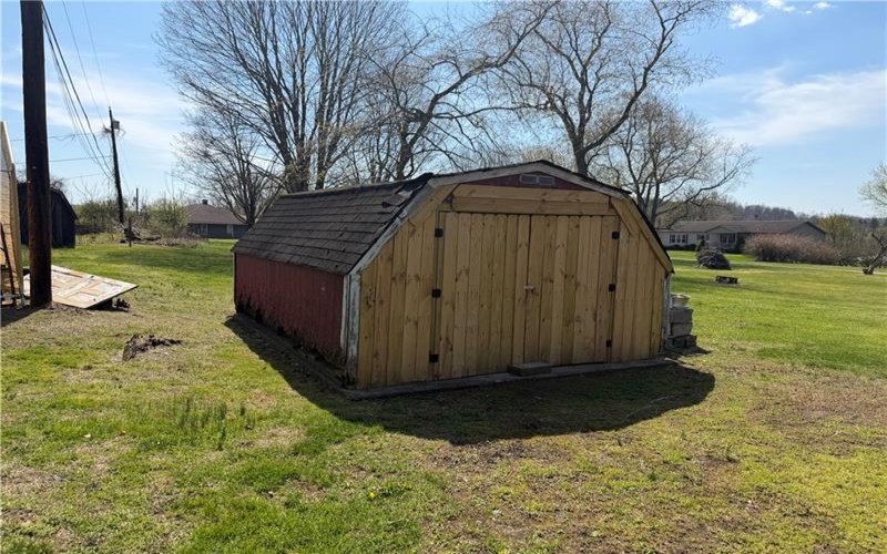 112 Schoolhouse Rd, Grindstone, 15442, 2 Bedrooms Bedrooms, ,1.1 BathroomsBathrooms,Residential,For Sale,Schoolhouse Rd,1748126