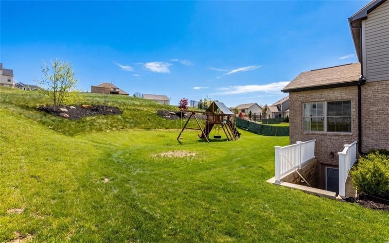 359 Juniper Way, McMurray, 15317, 4 Bedrooms Bedrooms, 12 Rooms Rooms,3.2 BathroomsBathrooms,Residential,For Sale,Juniper Way,1749844