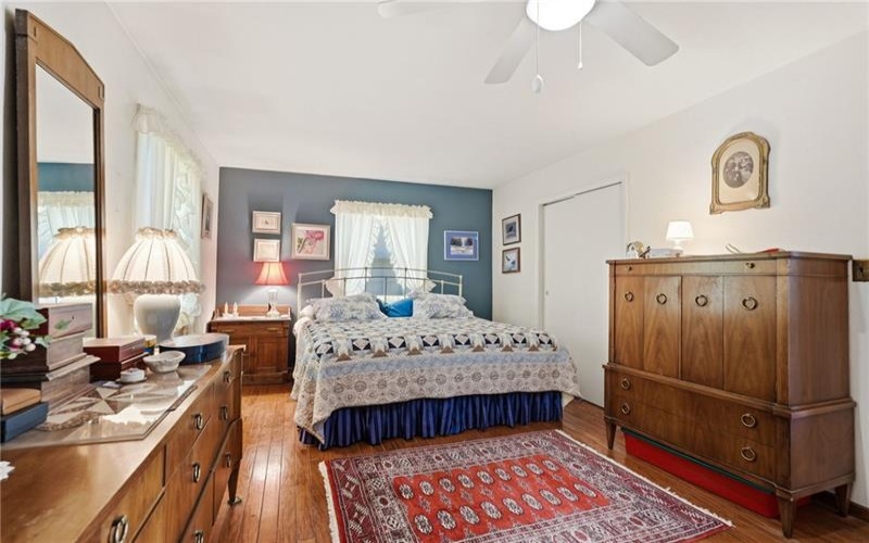 20 Walker Rd, Burgettstown, 15021, 3 Bedrooms Bedrooms, 10 Rooms Rooms,3 BathroomsBathrooms,Residential,For Sale,Walker Rd,1748132