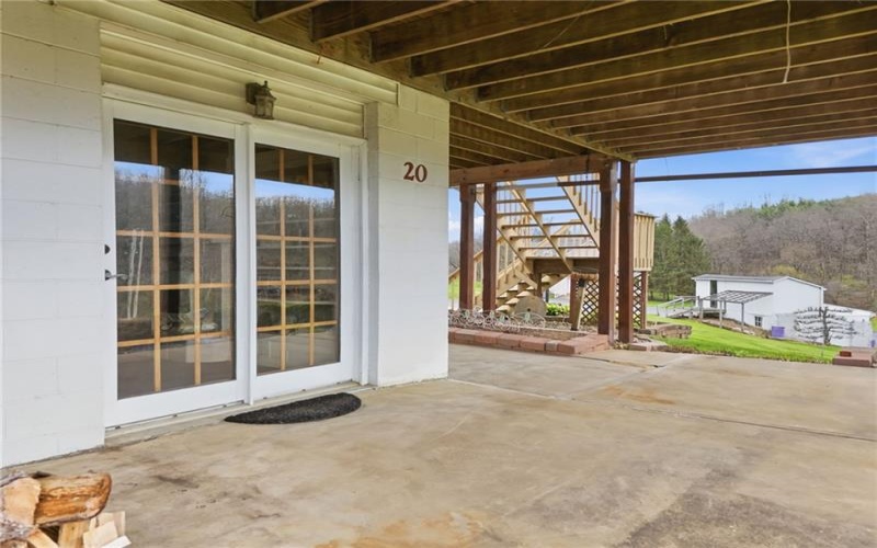 20 Walker Rd, Burgettstown, 15021, 3 Bedrooms Bedrooms, 10 Rooms Rooms,3 BathroomsBathrooms,Residential,For Sale,Walker Rd,1748132
