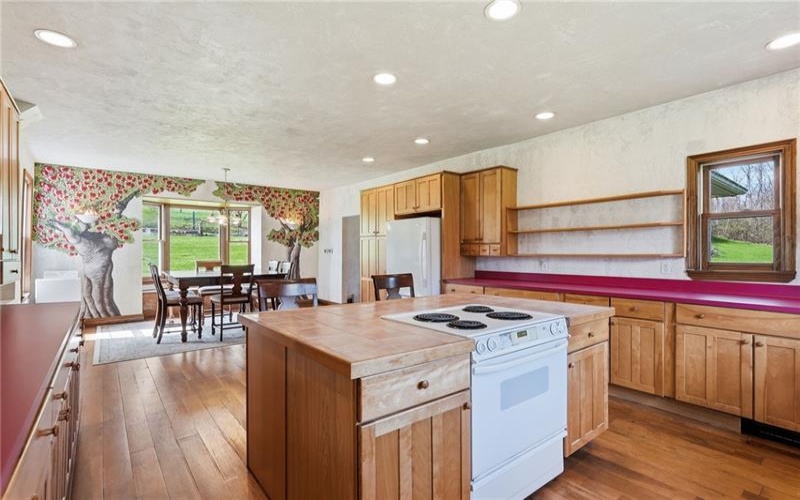 20 Walker Rd, Burgettstown, 15021, 3 Bedrooms Bedrooms, 10 Rooms Rooms,3 BathroomsBathrooms,Residential,For Sale,Walker Rd,1748132