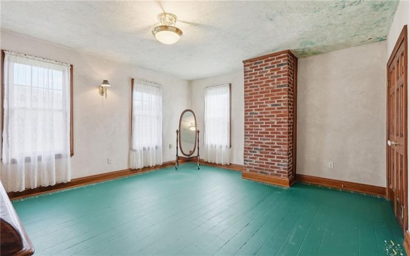 20 Walker Rd, Burgettstown, 15021, 3 Bedrooms Bedrooms, 10 Rooms Rooms,3 BathroomsBathrooms,Residential,For Sale,Walker Rd,1748132
