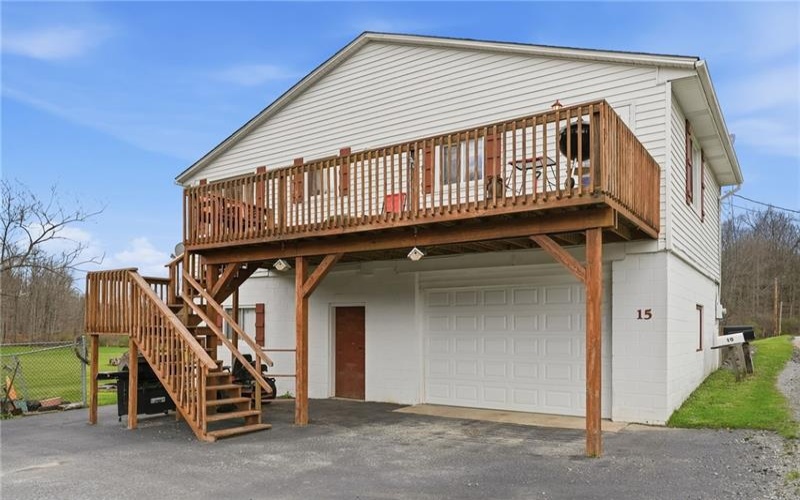 20 Walker Rd, Burgettstown, 15021, 3 Bedrooms Bedrooms, 10 Rooms Rooms,3 BathroomsBathrooms,Residential,For Sale,Walker Rd,1748132