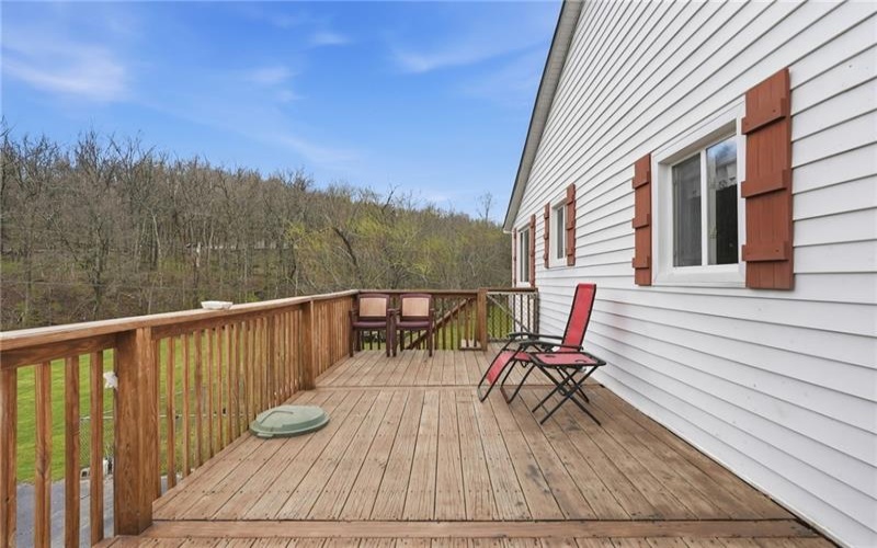 20 Walker Rd, Burgettstown, 15021, 3 Bedrooms Bedrooms, 10 Rooms Rooms,3 BathroomsBathrooms,Residential,For Sale,Walker Rd,1748132