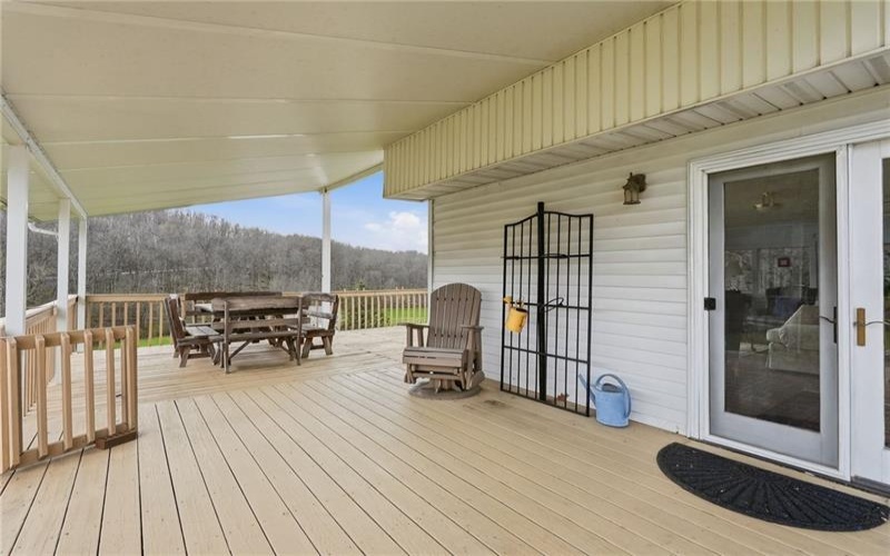 20 Walker Rd, Burgettstown, 15021, 3 Bedrooms Bedrooms, 10 Rooms Rooms,3 BathroomsBathrooms,Residential,For Sale,Walker Rd,1748132