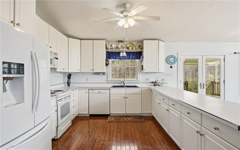 20 Walker Rd, Burgettstown, 15021, 3 Bedrooms Bedrooms, 10 Rooms Rooms,3 BathroomsBathrooms,Residential,For Sale,Walker Rd,1748132