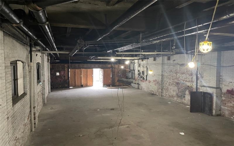 128-130 Pennsylvania Rd, Greensburg, 15601, ,Commercial-industrial-business,For Sale,Pennsylvania Rd,1748135