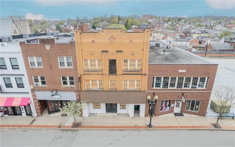 128-130 Pennsylvania Rd, Greensburg, 15601, ,Commercial-industrial-business,For Sale,Pennsylvania Rd,1748135