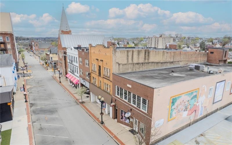 128-130 Pennsylvania Rd, Greensburg, 15601, ,Commercial-industrial-business,For Sale,Pennsylvania Rd,1748135