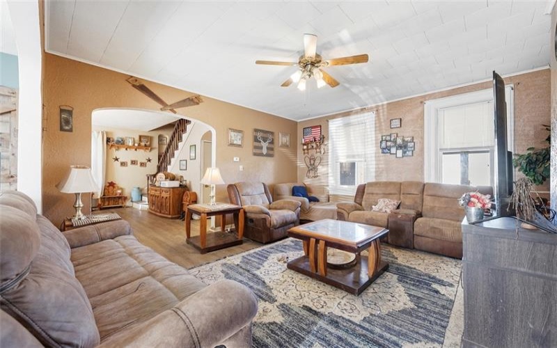 213 Main St, Dickerson Run, 15430, 3 Bedrooms Bedrooms, ,1 BathroomBathrooms,Residential,For Sale,Main St,1748147