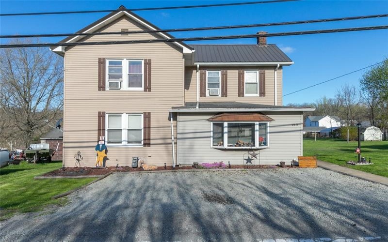 213 Main St, Dickerson Run, 15430, 3 Bedrooms Bedrooms, ,1 BathroomBathrooms,Residential,For Sale,Main St,1748147