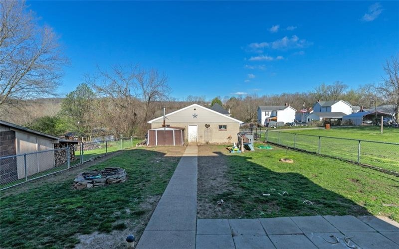213 Main St, Dickerson Run, 15430, 3 Bedrooms Bedrooms, ,1 BathroomBathrooms,Residential,For Sale,Main St,1748147