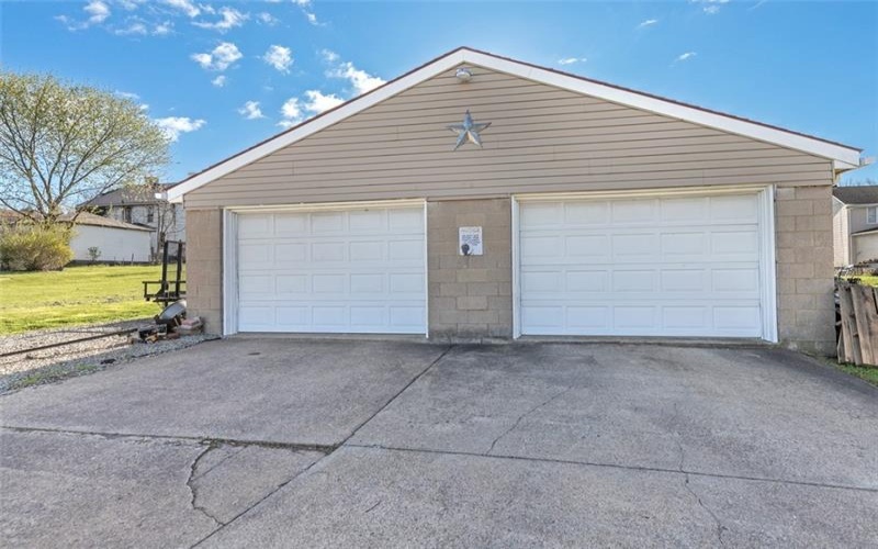 213 Main St, Dickerson Run, 15430, 3 Bedrooms Bedrooms, ,1 BathroomBathrooms,Residential,For Sale,Main St,1748147