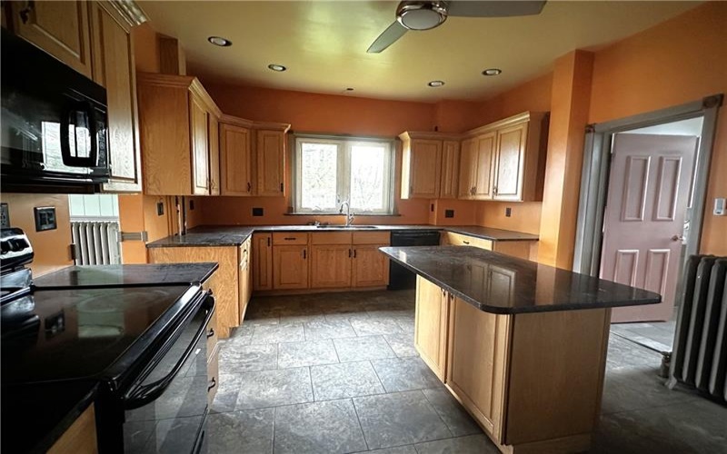 1658 Pitt Street, Jennerstown, 15547, 3 Bedrooms Bedrooms, ,1.1 BathroomsBathrooms,Residential,For Sale,Pitt Street,1749875