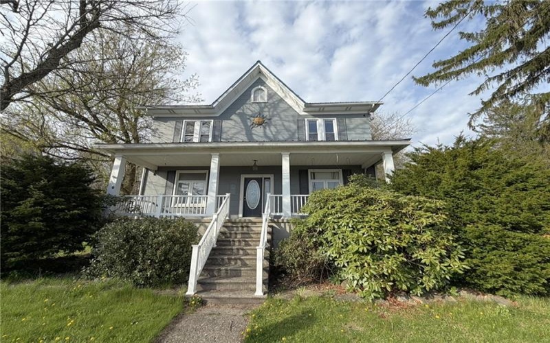 1658 Pitt Street, Jennerstown, 15547, 3 Bedrooms Bedrooms, ,1.1 BathroomsBathrooms,Residential,For Sale,Pitt Street,1749875