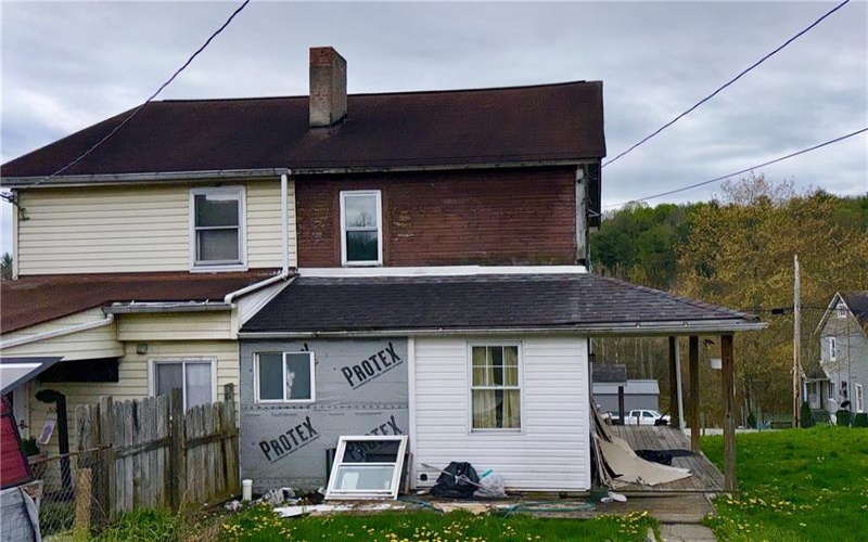 126 Shoaf Rd, Smithfield, 15478, 2 Bedrooms Bedrooms, ,1 BathroomBathrooms,Residential,For Sale,Shoaf Rd,1749881