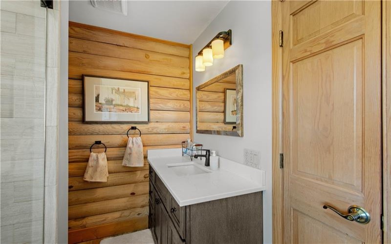 290 Washington Ave, Hickory, 15340, 3 Bedrooms Bedrooms, ,2 BathroomsBathrooms,Lease,For Rent,Washington Ave,1749932