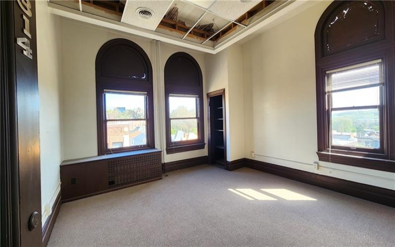 41 N Main Street, 15601, 15601, ,Commercial-industrial-business,For Sale,N Main Street,1749945
