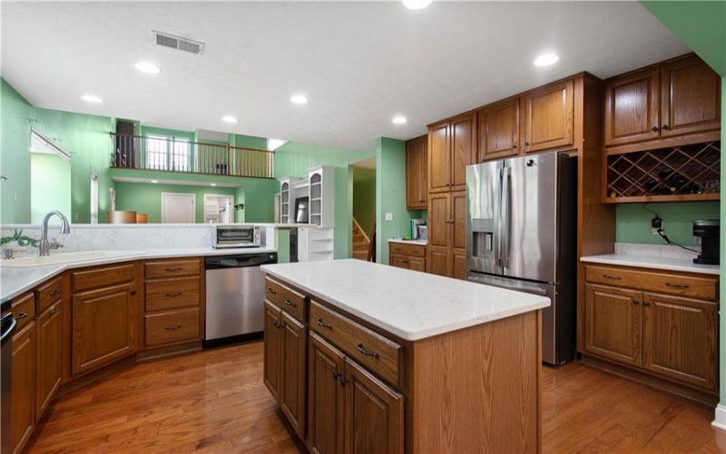 3012 Laura Ln, Lawrence, 15055, 3 Bedrooms Bedrooms, 10 Rooms Rooms,2.1 BathroomsBathrooms,Residential,For Sale,Laura Ln,1748205