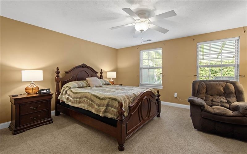 3012 Laura Ln, Lawrence, 15055, 3 Bedrooms Bedrooms, 10 Rooms Rooms,2.1 BathroomsBathrooms,Residential,For Sale,Laura Ln,1748205