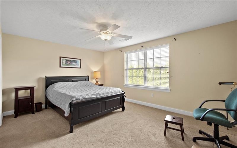 3012 Laura Ln, Lawrence, 15055, 3 Bedrooms Bedrooms, 10 Rooms Rooms,2.1 BathroomsBathrooms,Residential,For Sale,Laura Ln,1748205