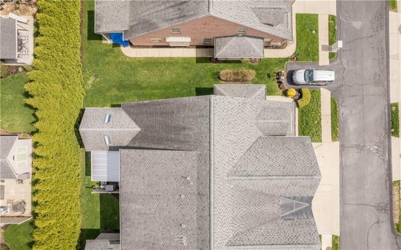3012 Laura Ln, Lawrence, 15055, 3 Bedrooms Bedrooms, 10 Rooms Rooms,2.1 BathroomsBathrooms,Residential,For Sale,Laura Ln,1748205