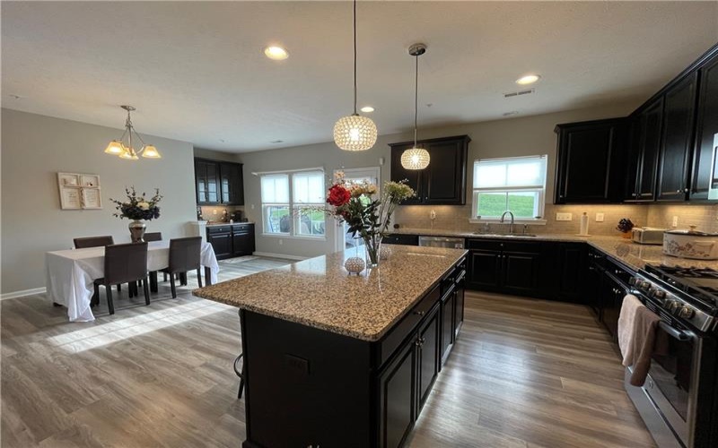 4054 Overview Drive, Canonsburg, 15317, 3 Bedrooms Bedrooms, 7 Rooms Rooms,2.1 BathroomsBathrooms,Residential,For Sale,Overview Drive,1749951
